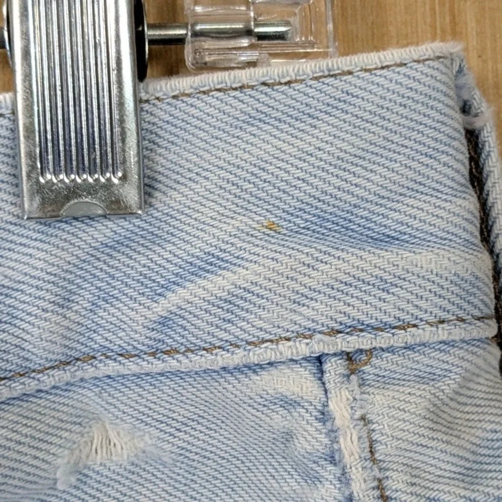 Madewell Relaxed Denim Hot Pants Shorts 32 Light Wash Button Fly Frayed Blue